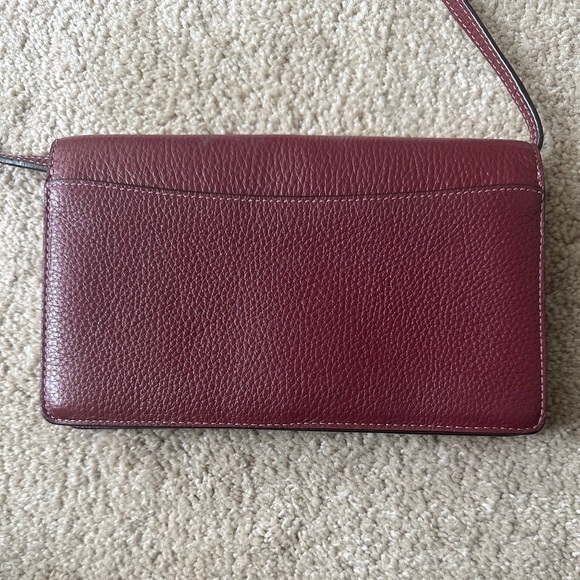 Coach Wallet on Chain - Picture 3 of 8